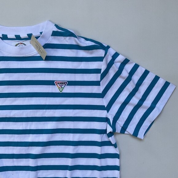 Guess Men’s FriendsWithYou Stripes T-Shirt Sort Sleeves Blue/White Size L - Picture 5 of 9